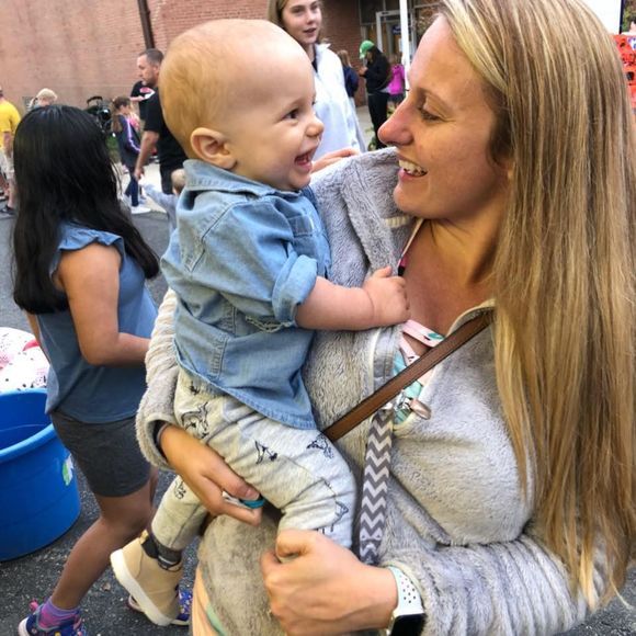 Meet your Posher, Laura - Picture 1 of 1